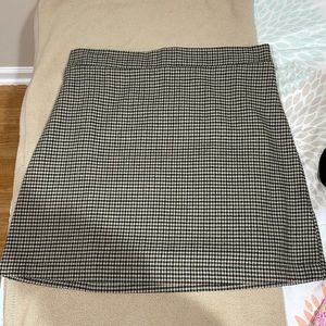 NWT American eagle plaid skirt. Size M